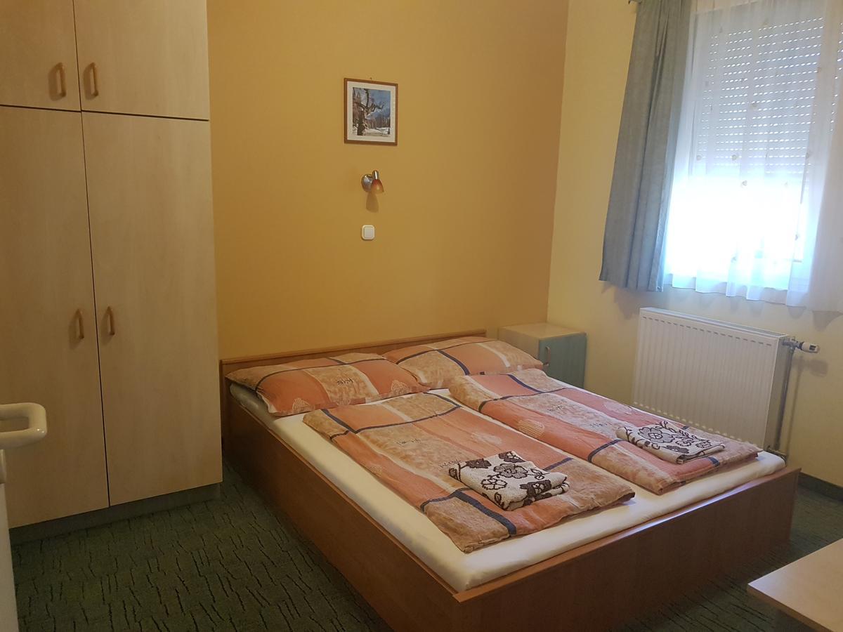 Richie Ii. Apartman Lejlighed Siófok Eksteriør billede